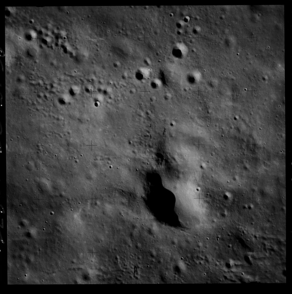 as15-95-12874_33609991328_o.jpg