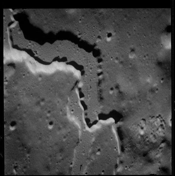 as15-95-12974_46571253485_o.jpg