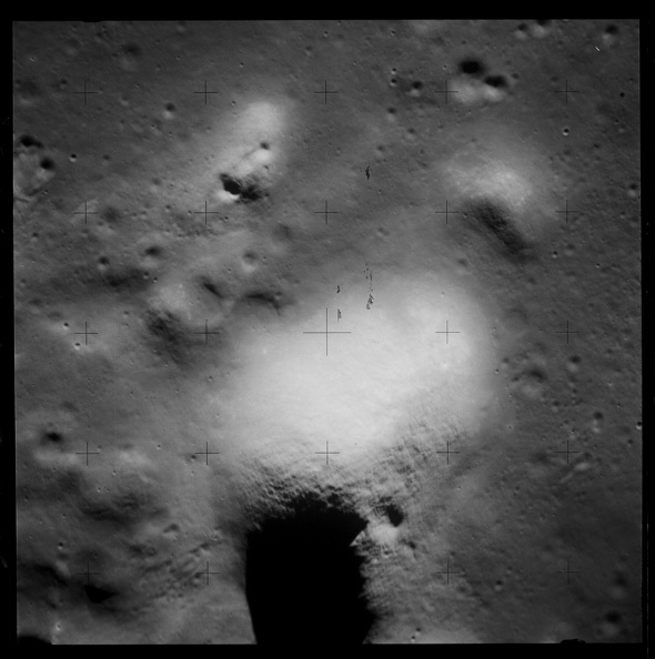as15-95-12976_40520544403_o.jpg